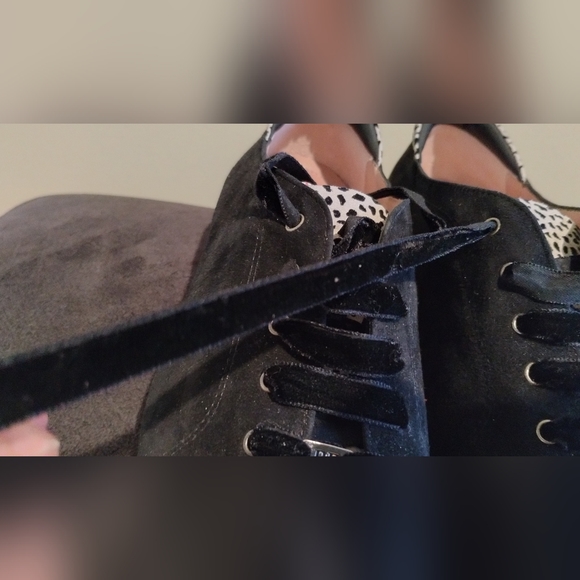 NWT BeautiFeel Ivory/Black Velvet Suede lux trainer shoes, Italian leather. - Picture 5 of 15